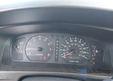 2000 Toyota Sienna Le z USA, uszkodzony, nr VIN 4T3ZF13C4YU209962